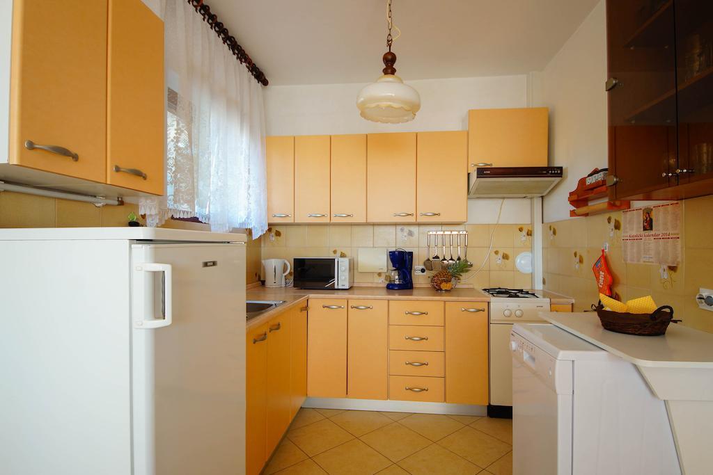 Apartments Lina Novi Vinodolski Bilik gambar